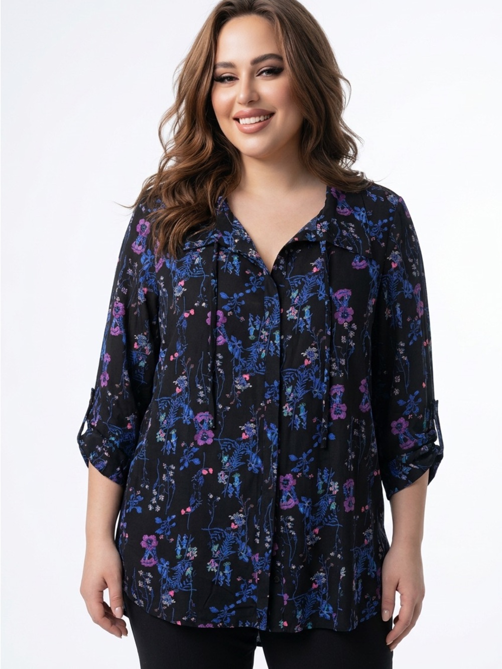AVENUE size‎ 18/20 multicolored top Long button front top. Long sleeve